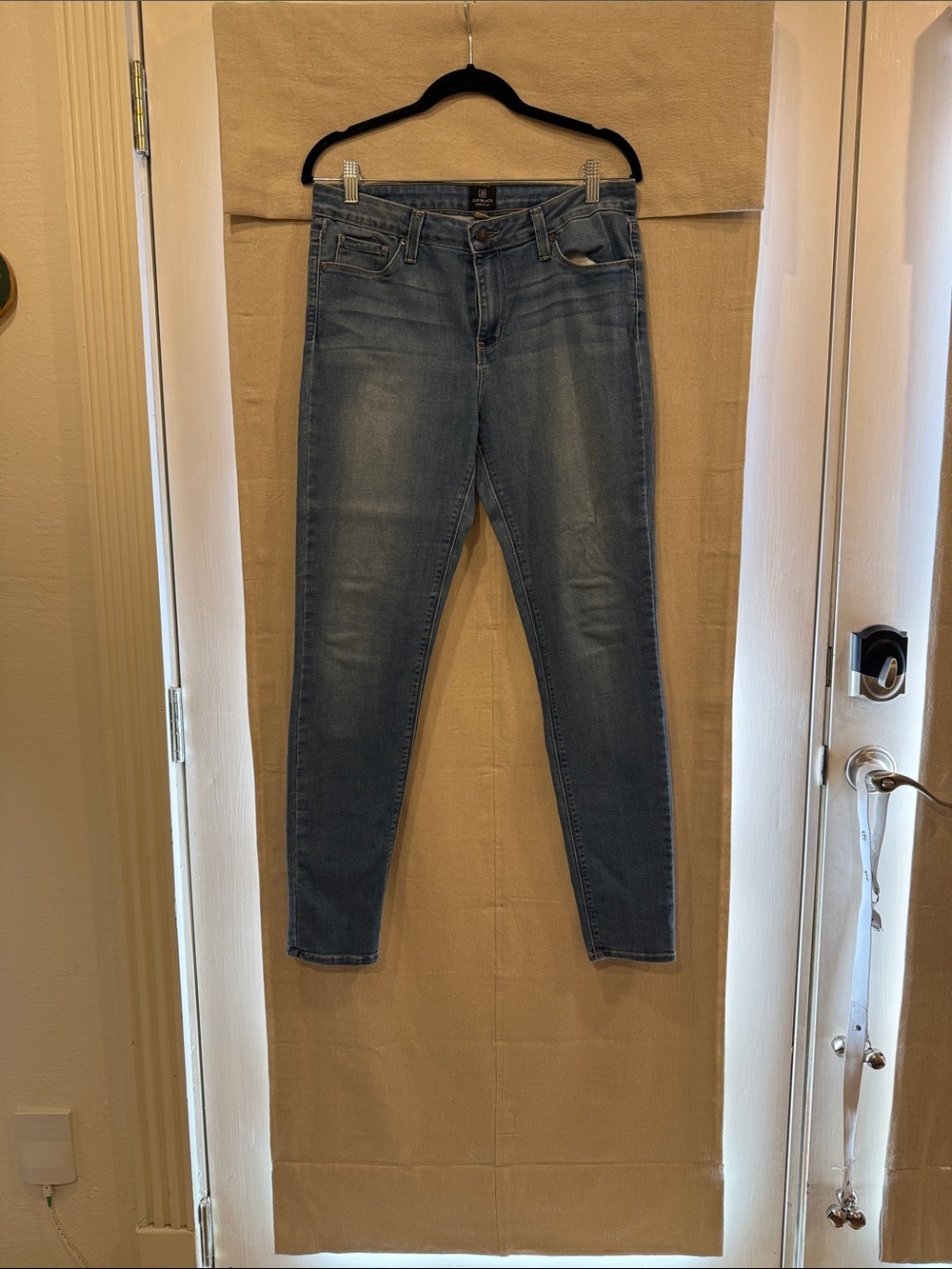 Just Black Light Wash Skinny Jeans